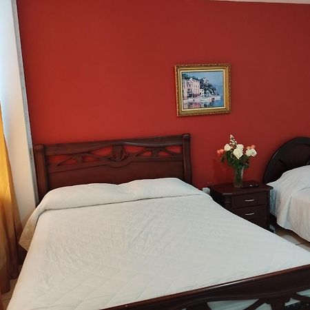 Hotel Puerta Del Sol Santo Domingo de los Colorados Dış mekan fotoğraf